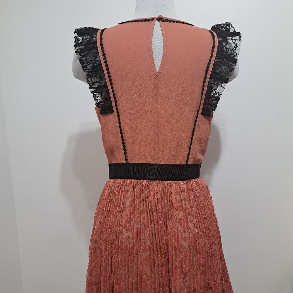 Sisley Lace Trim Mini Dress in Rust and Black - Picture 15 of 16